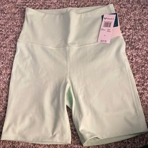 green roxy biker shorts. size small. new.